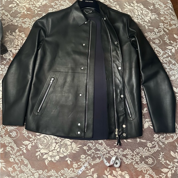 Louis Vuitton Mens Black Lambskin Leather Jacket Size 52. - Picture 7 of 15